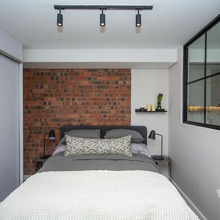 Stylish 104 The Aster Apartment เคปทาวน์ ภายนอก รูปภาพ